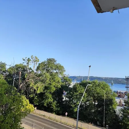 Opal Beachfront Apartamento Varna